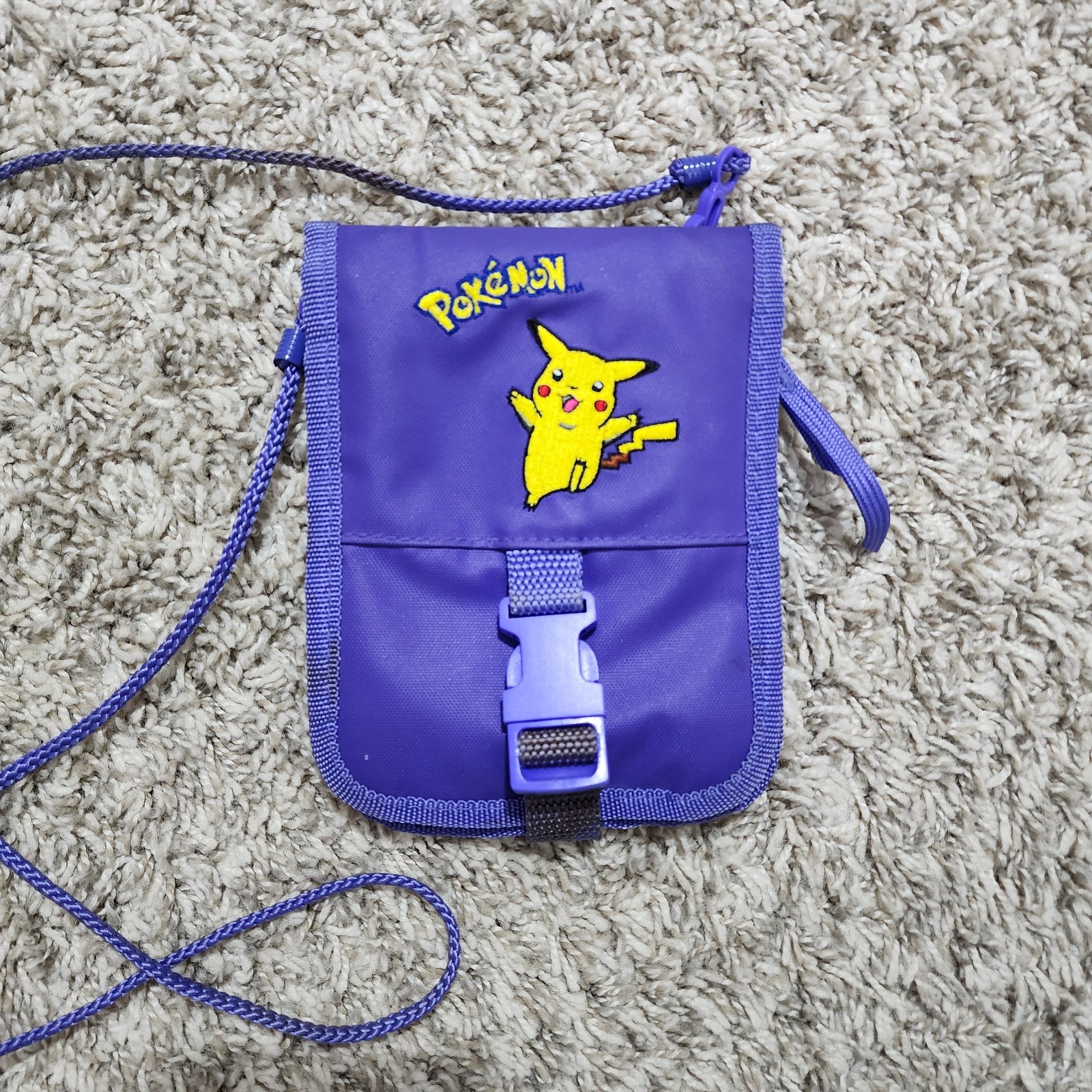 vintage 1990s Nintendo Pokémon Pikachu carrying case for the Game Boy
