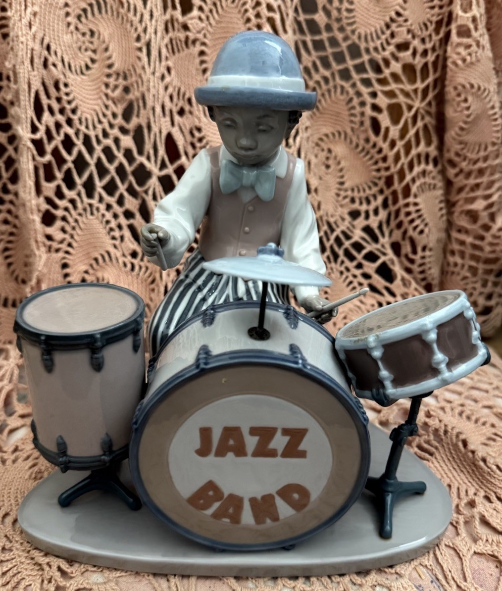 Lladro 5929 Jazz Drums Black Legacy Retired 1/2 of Drumstick Missing No Box
