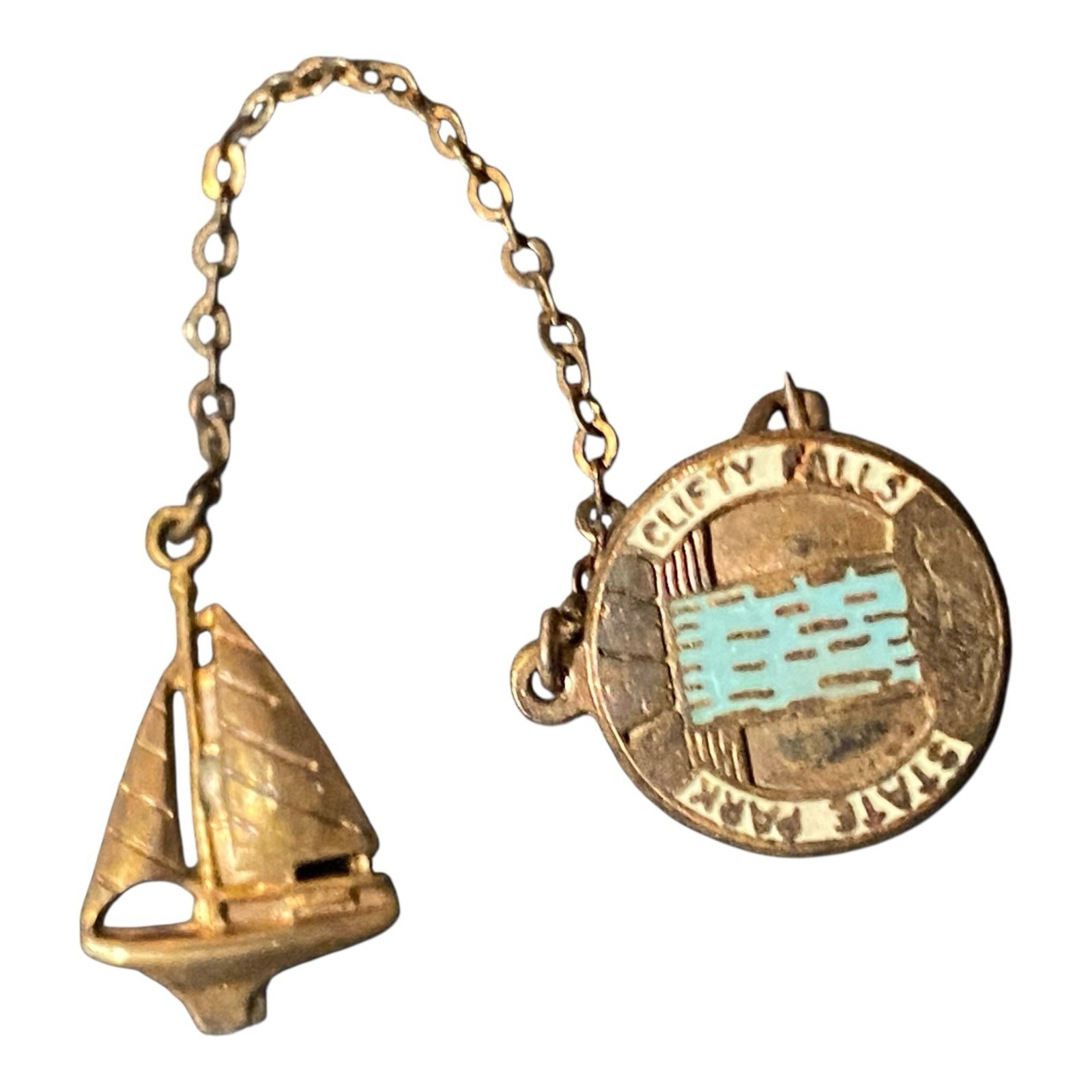 Vintage Clifty Falls State Park Lapel Pin Sailboat Madison Indiana Souvenir D80