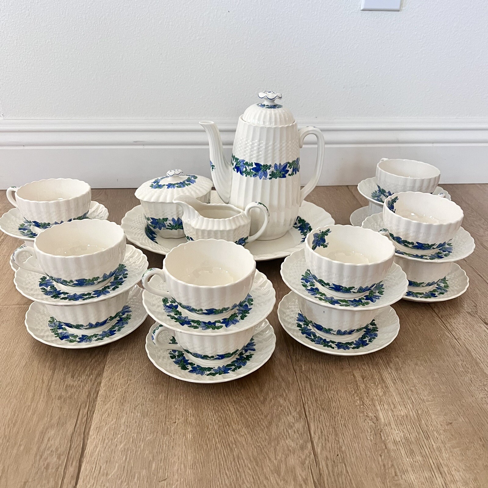 RARE 28 PCs Copeland Spode Valencia S.1248 Complete Tea Set For 12 Beautiful