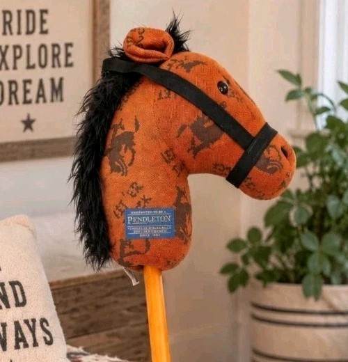 Pendleton Gund Giddy Up Pony Let \'Er Buck Cowboy Stick Pony Round-UP Horse Rare