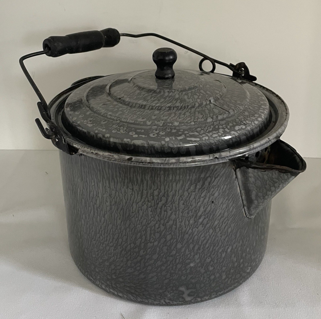 Vintage Graniteware Gray Enamel Bucket Wooden Handle Pour Spout Farmhouse Decor