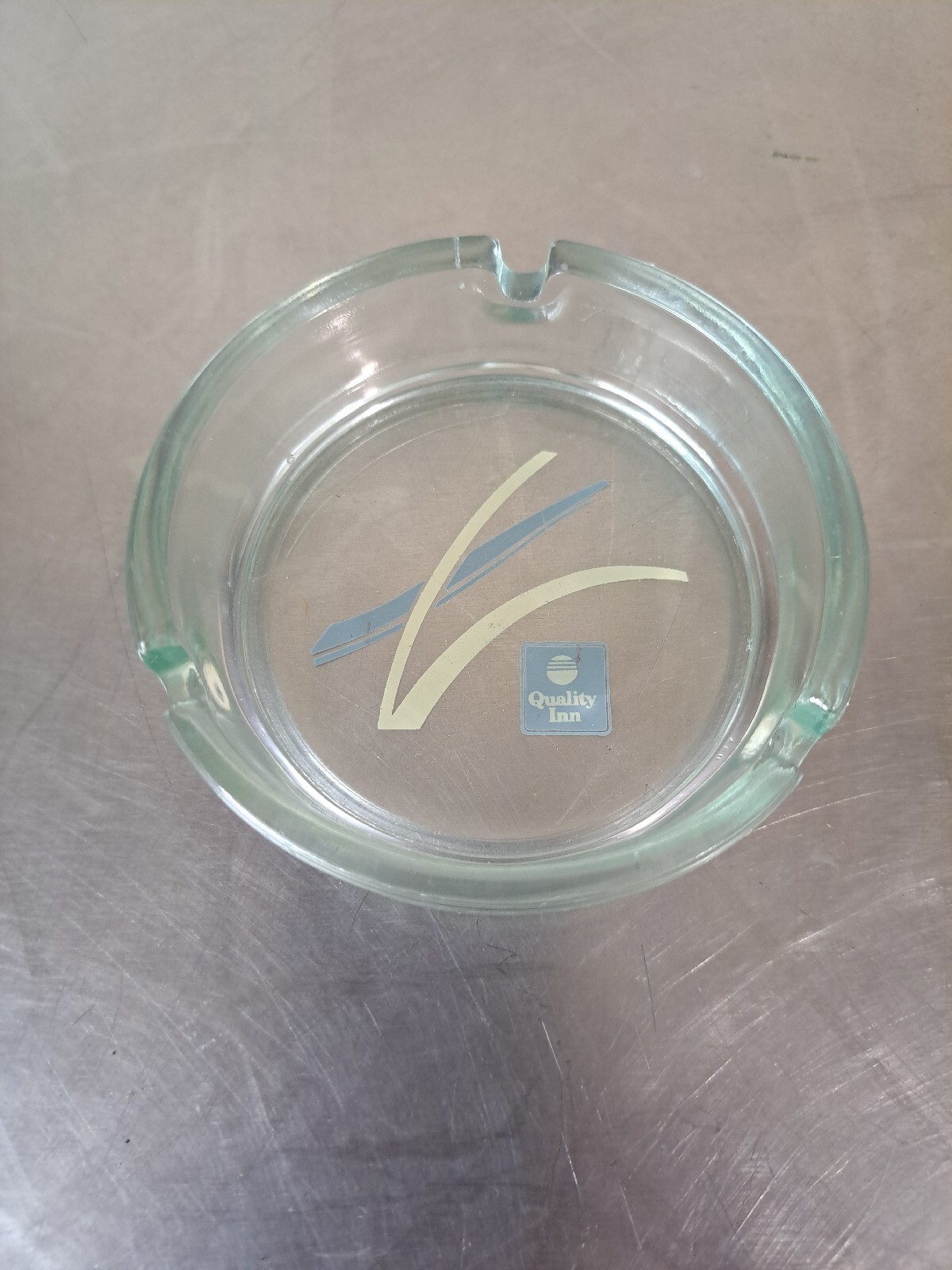 Vintage Clear Glass Quality Inn Hotel Ashtray Good Condition Tobacciana