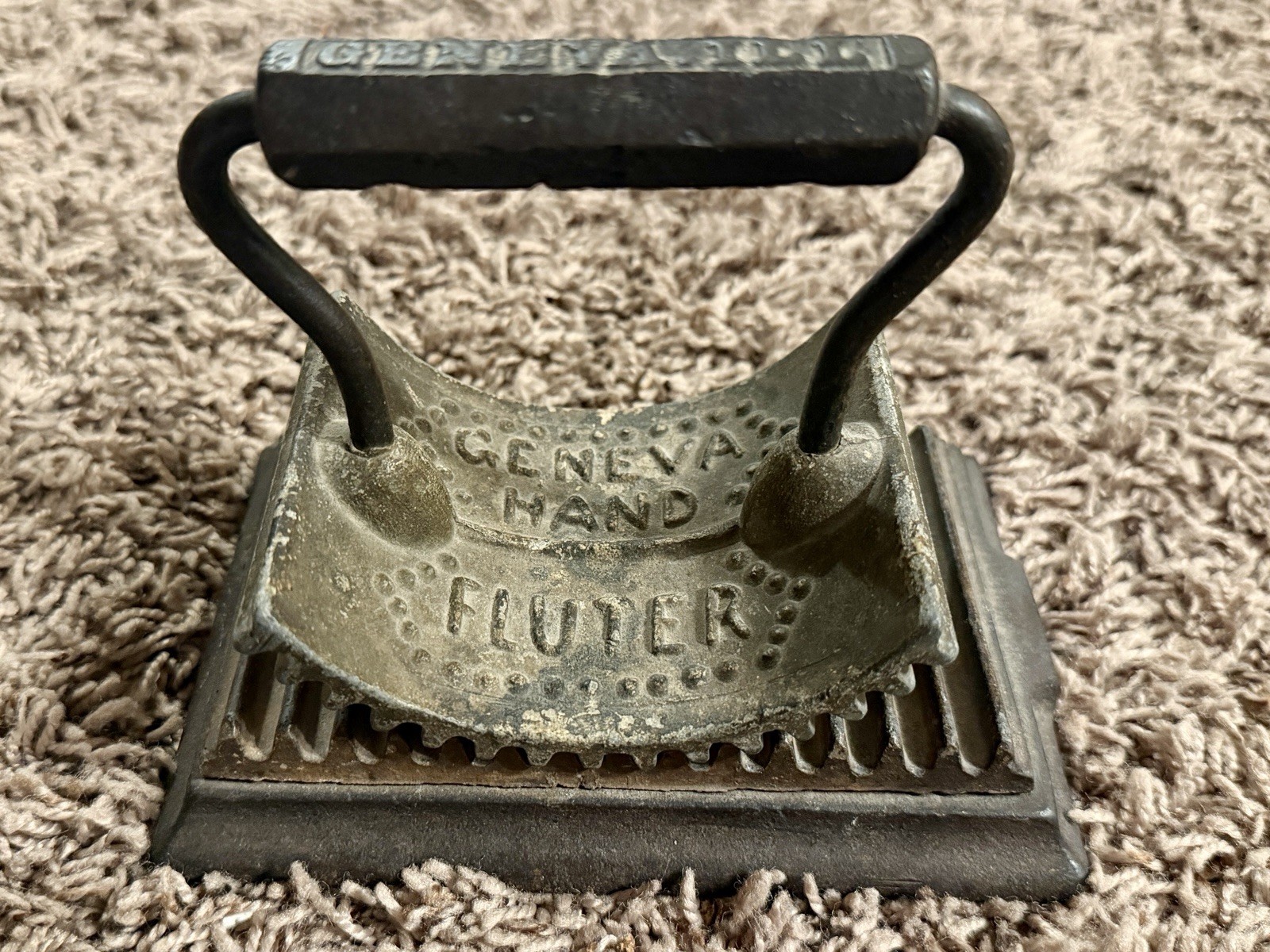 RARE ANTIQUE CAST IRON GENEVA HAND FLUTER PAT'D 1866 GENEVA IL