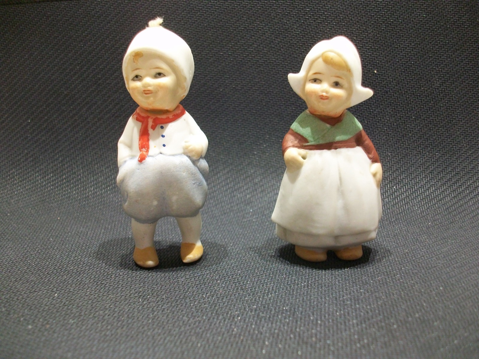 1 PAIR -Antique 1920s German Bisque Bobble Head  Dutch boy & girl Figurines 3\