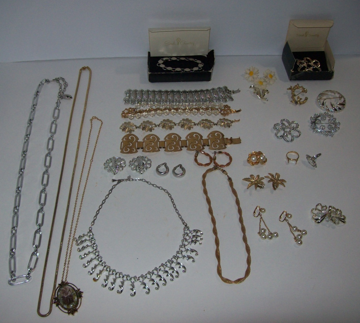 Vintage Sarah Coventry Jewelry Lot, Vintage older pieces