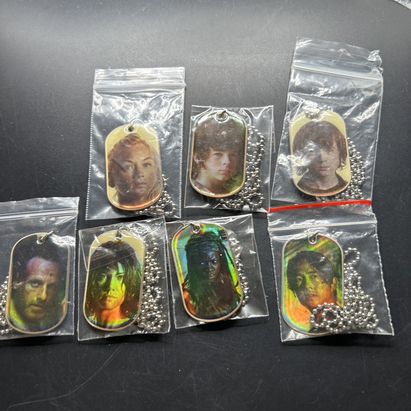 🧟 The Walking Dead AMC  Dog Tags Lot of 7 2015 Hologram Lot