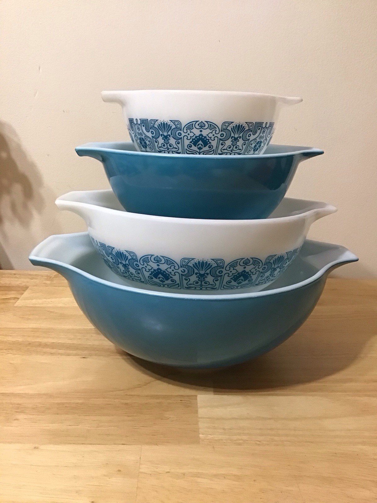 VINTAGE Pyrex Blue Horizon Cinderella Mixing Bowl Set SPACE AGE APOLLO 11 Stands