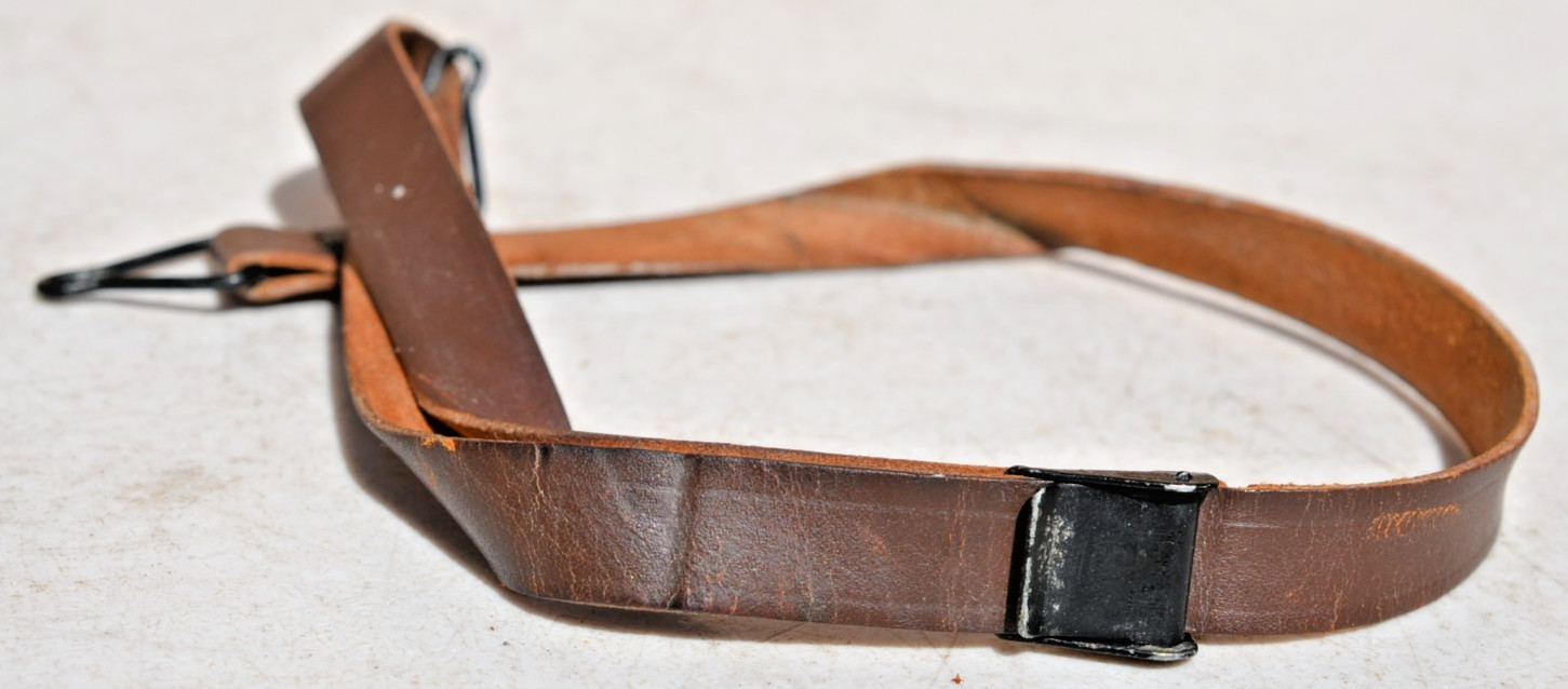 WW2 M1 HELMET LINER STEEL BUCKLE LEATHER CHINSTRAP UNITED CARR ORIGINAL