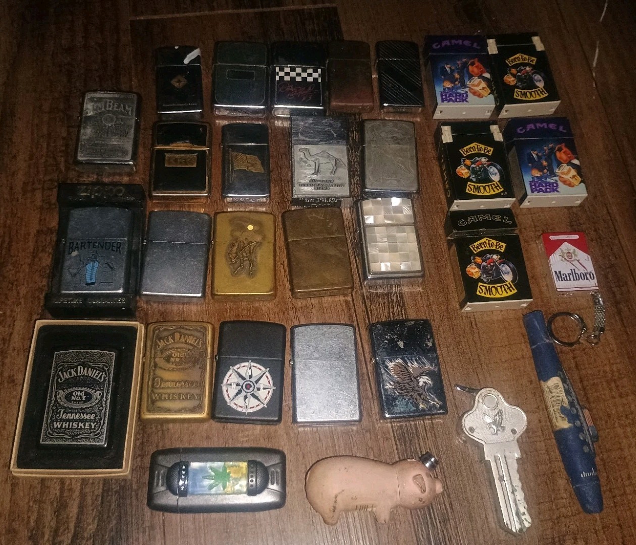 Vintage/ collectable  lighters Lot bundle.  ( Read description selling as is)