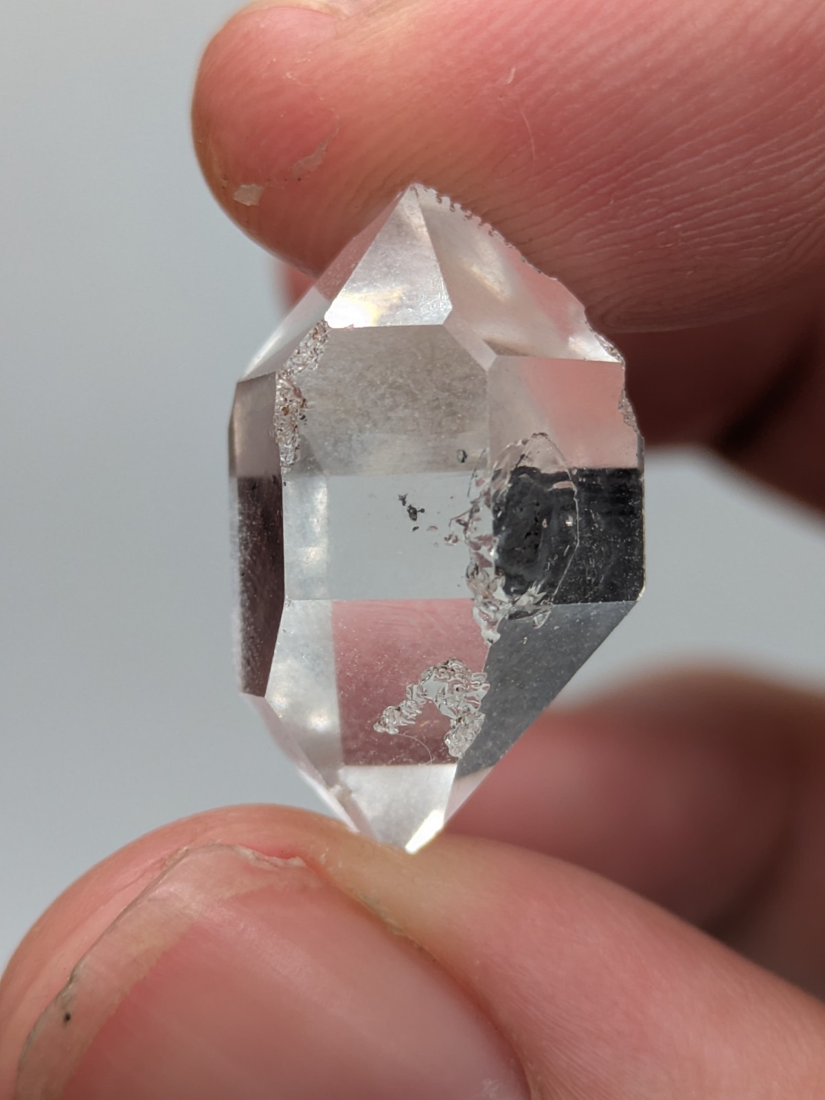 Herkimer Diamond, 3.9 grams, Middleville, Herkimer Co., New York
