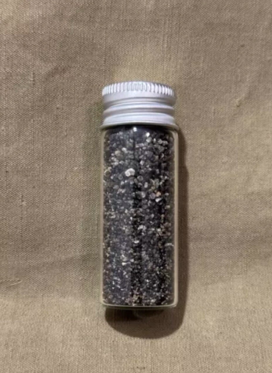 Authentic Iwo Jima Volcanic Sand 15 ML Vial Rare USMC Military Collectible
