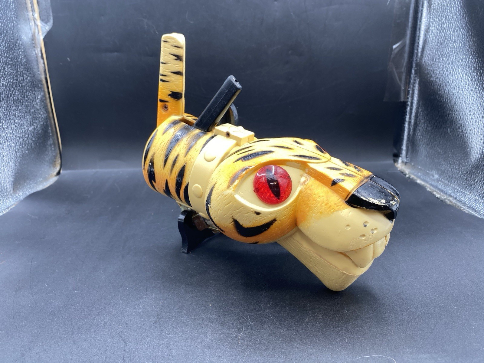 Vintage 1965 Ideal Tiger  Roaring Tiger Kids Muscle Bike Horn Growler Read
