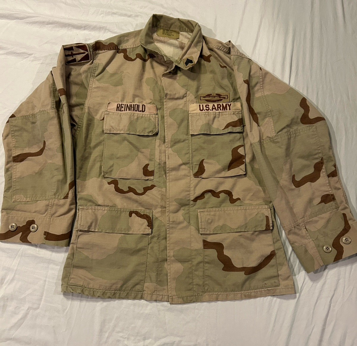 Vtg US Army DCU Desert Camo Jacket Shirt Mens Small Short Uniform Patches Rank 