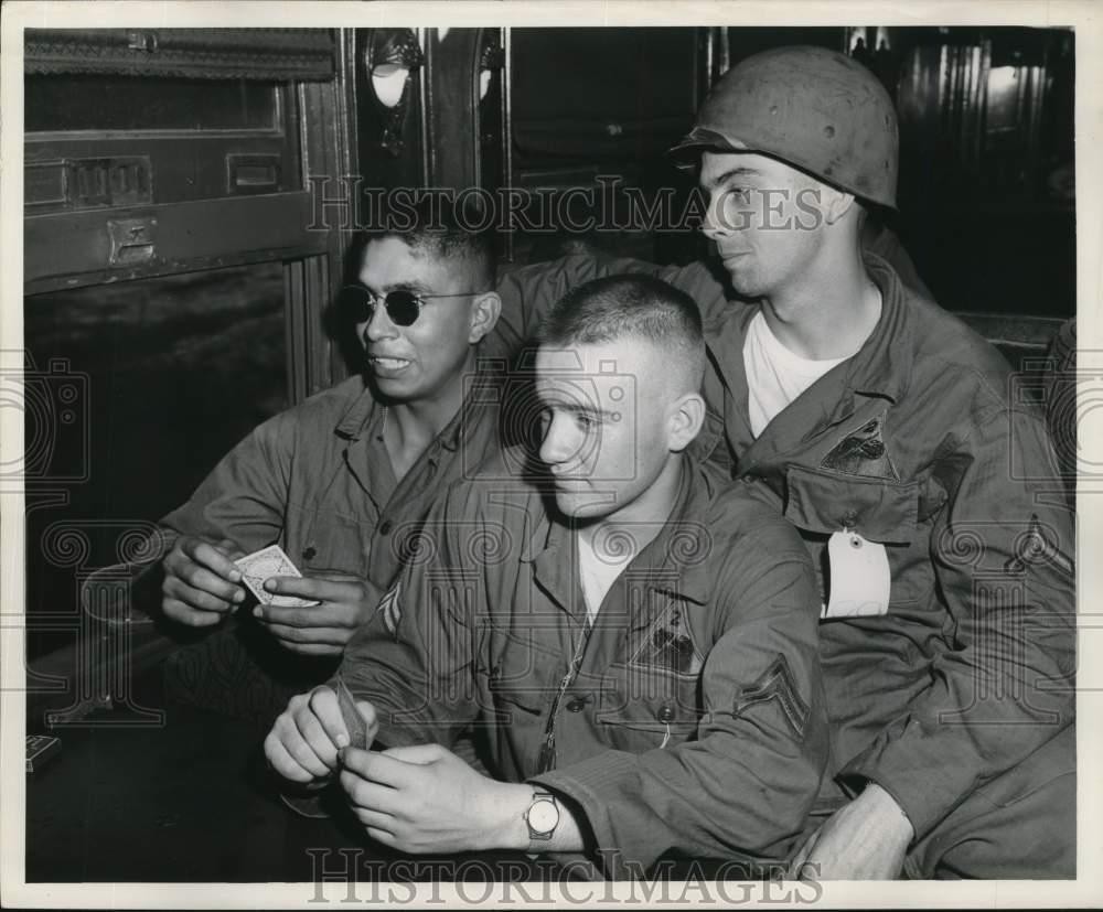 1951 Press Photo Army Corporal Richard Oakley and Other 66th Tank Battalion Men