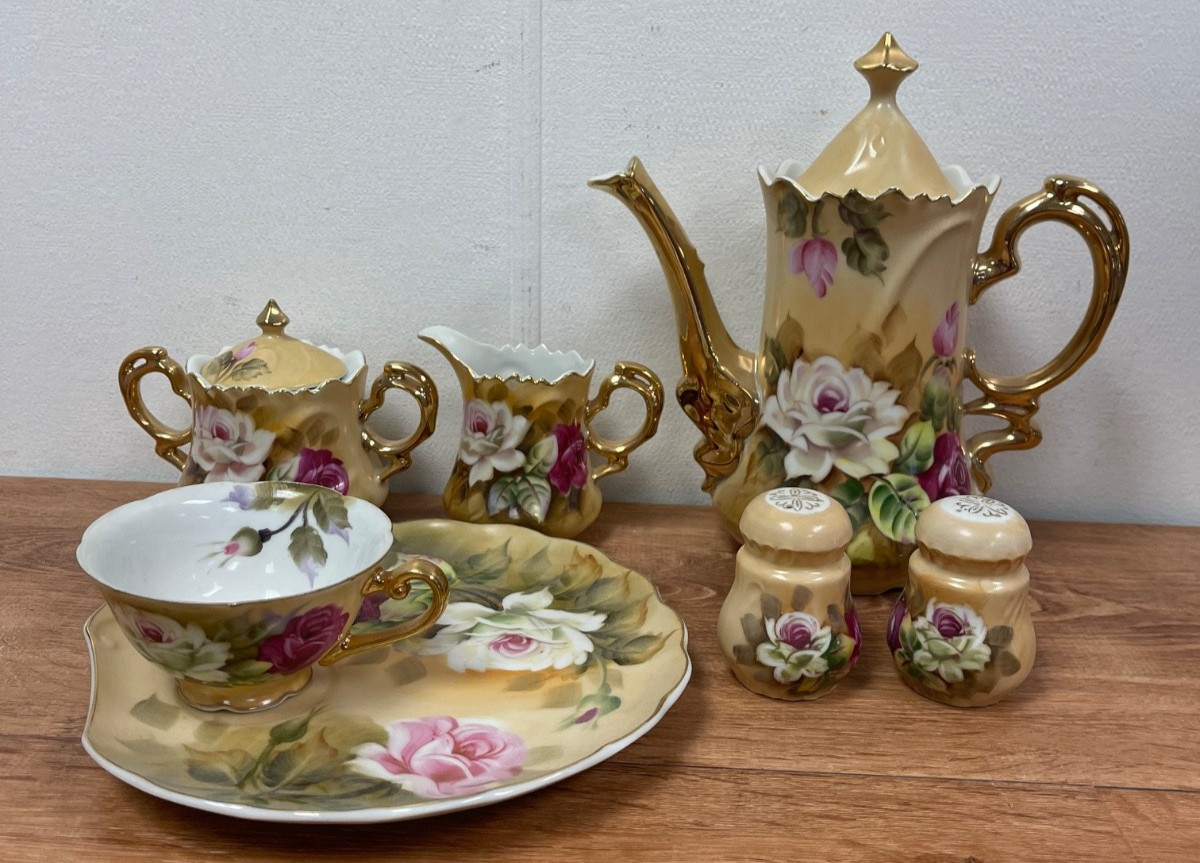 LEFTON CHINA HERITAGE Pot, Creamer, Sugar, Cup & Saucer Plate, Salt & Pepper