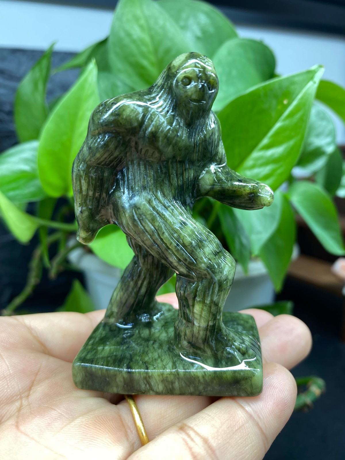 3'' Natural Green Jade Sasquatch skull carved quartz crystal Reiki healing 1pc