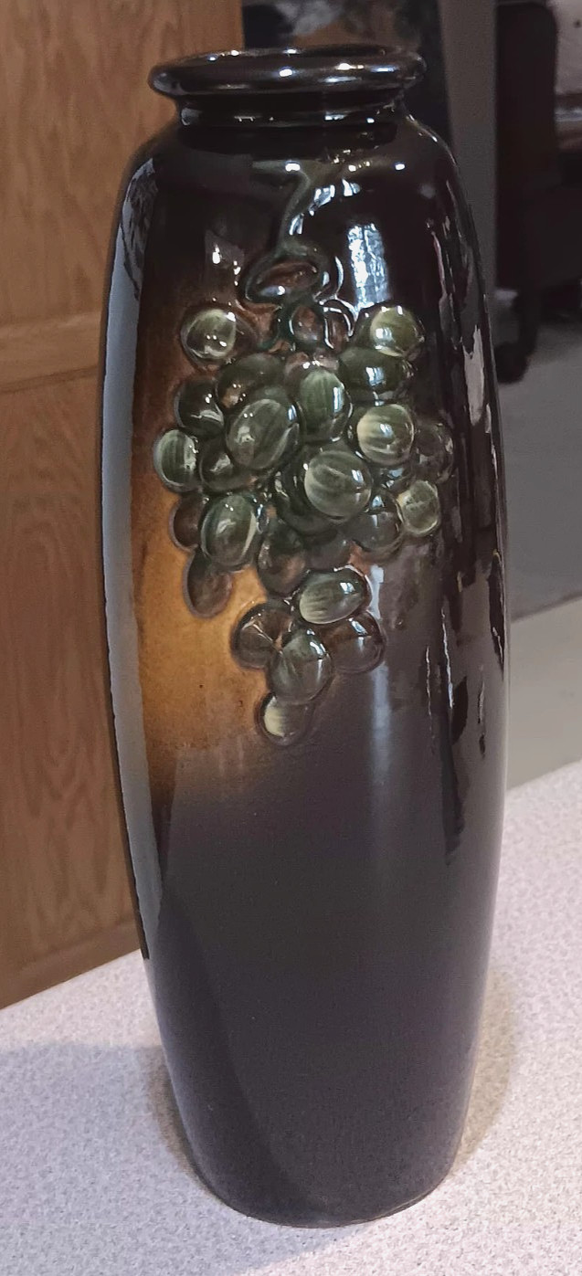 Antique WELLER Pottery FLOWERPOT PLANTER VASE Protruding Bunches of Grapes OHIO