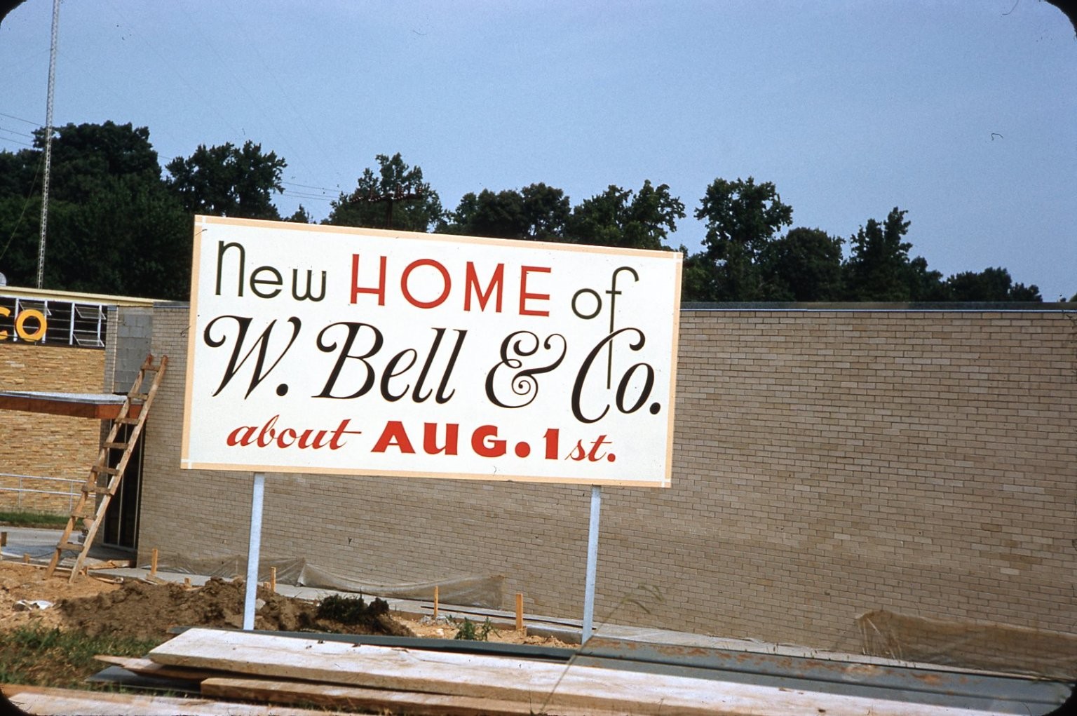 sl48 Slide 1960's W. Bell & Co. New Home Construction Sign 433a