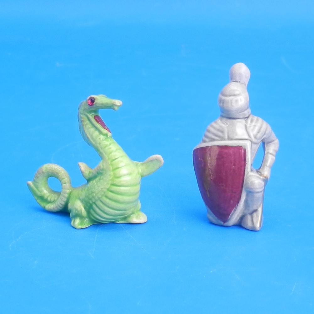 Arcadia Ceramics DRAGON & KNIGHT Vintage Miniature Salt & Pepper Shakers *RARE*