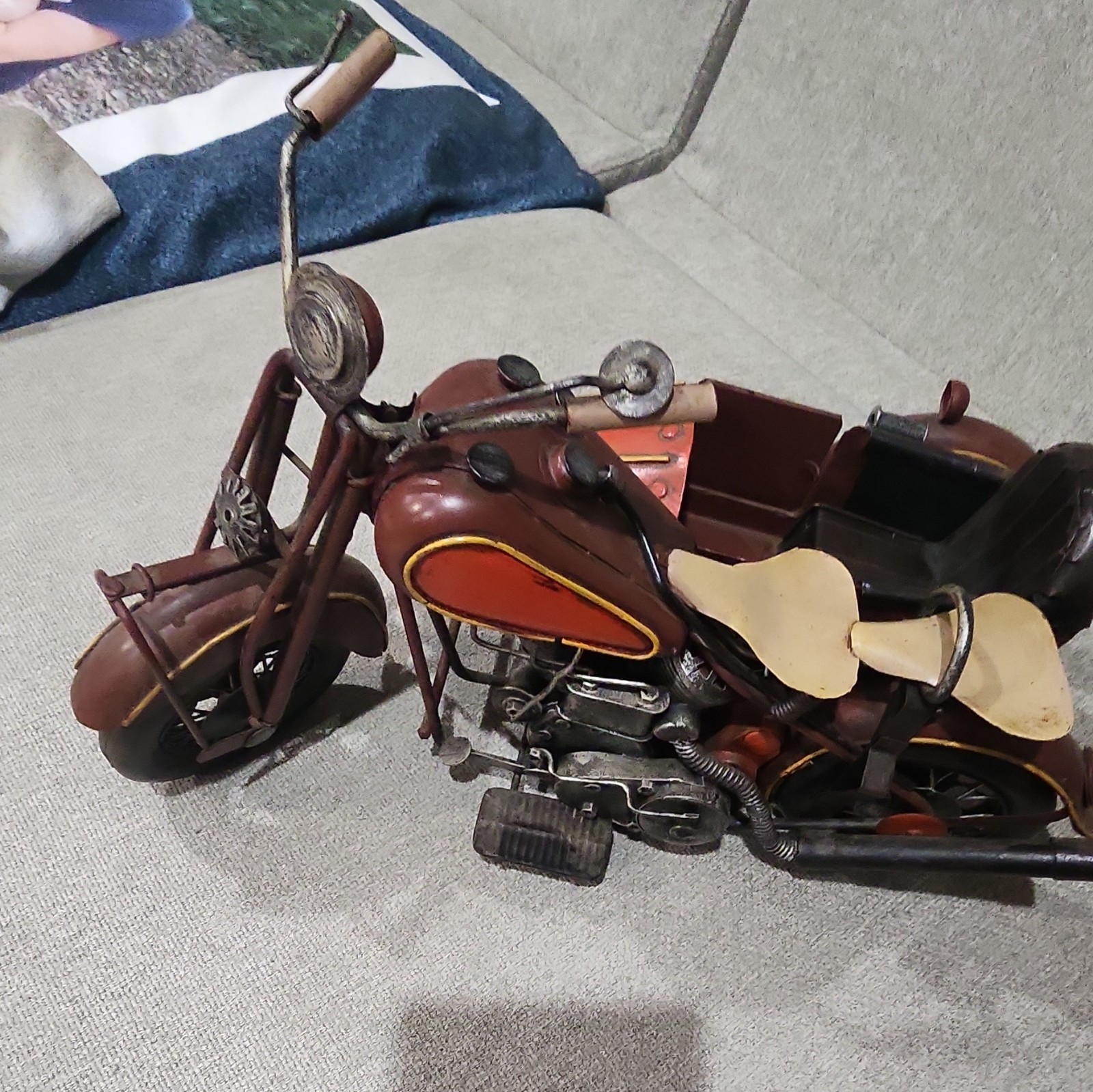 Vintage Style Metal Motorcycle w/ Sidecar Diecast Model, Brown/Red