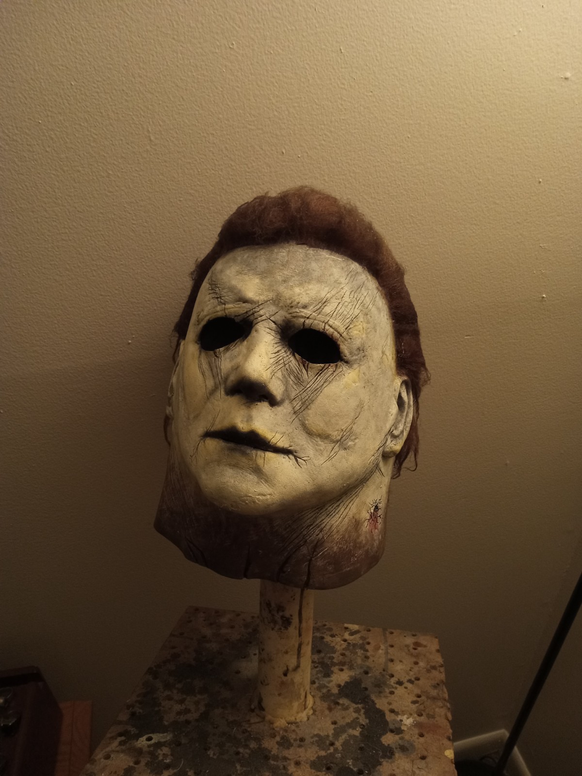 tots trick or treat studios halloween 2018 H40 michael myers mask 