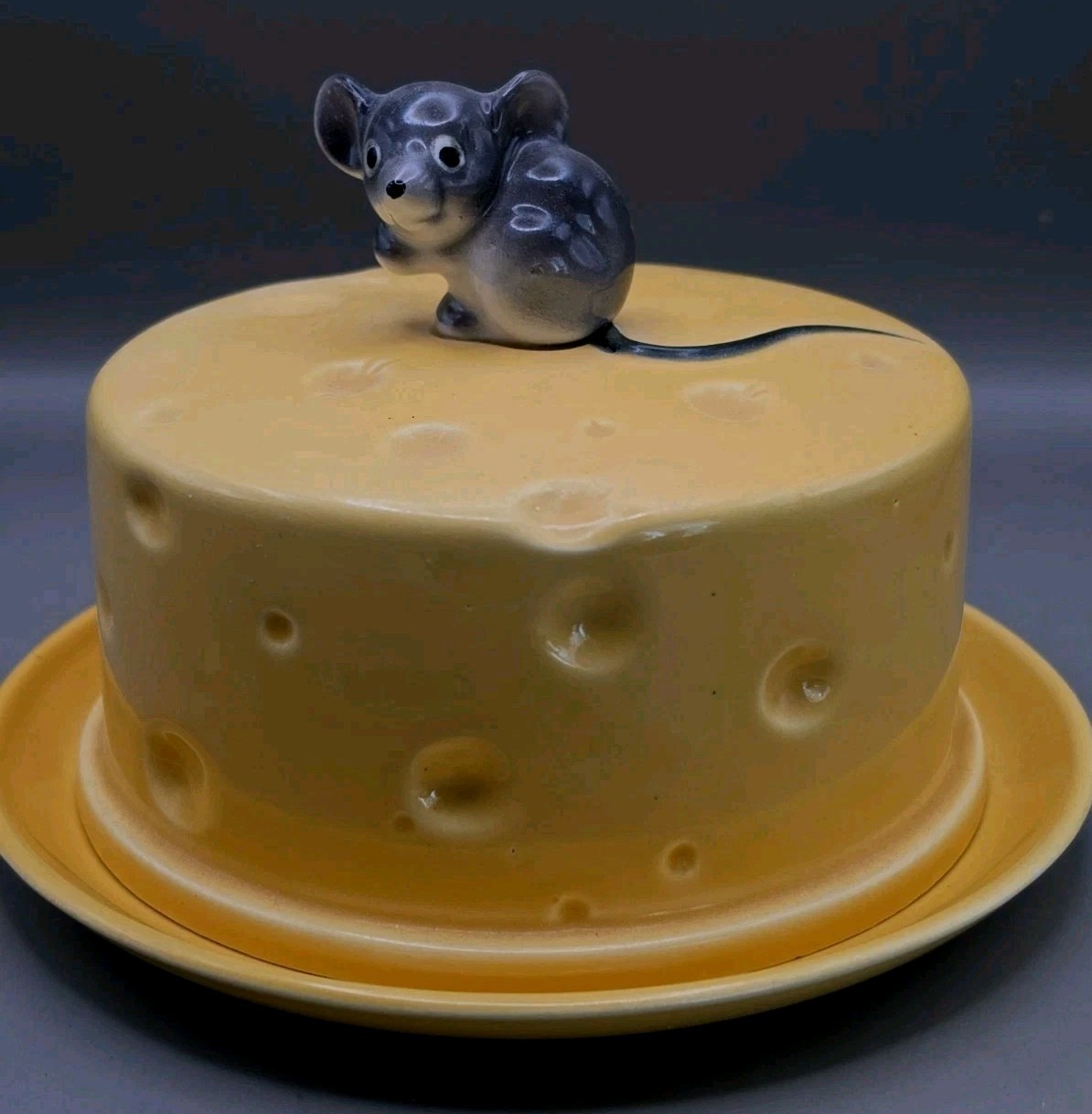 Vintage Lefton Covered Cheese Dish W/Gray Mouse Handle H014 ORIG LEFTON STICKER 