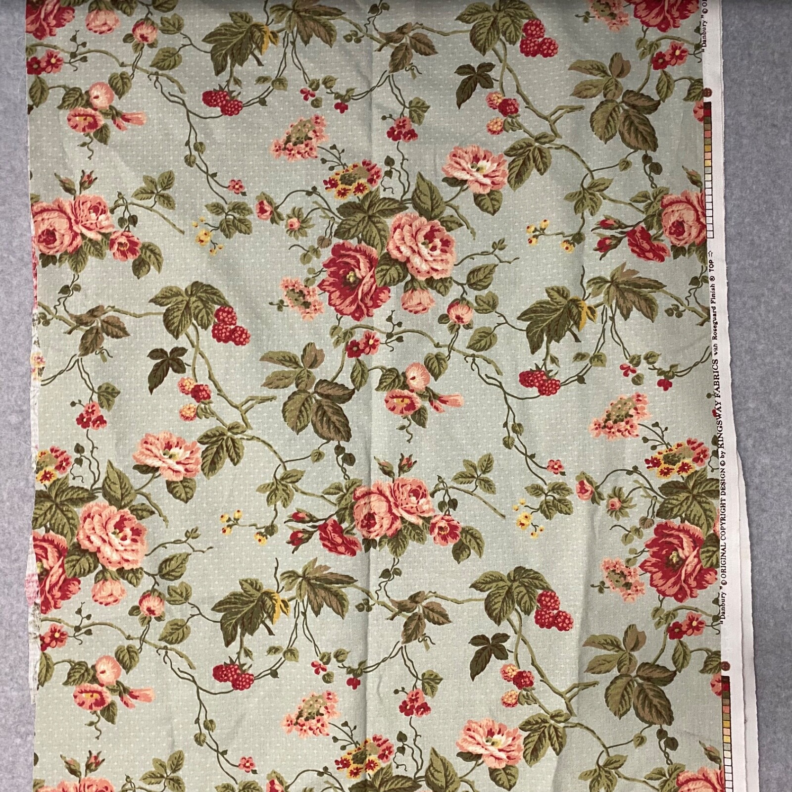 Vintage Kingsway Roseguard Finish Fabric 3 yards Floral Danbury Cabbage Roses