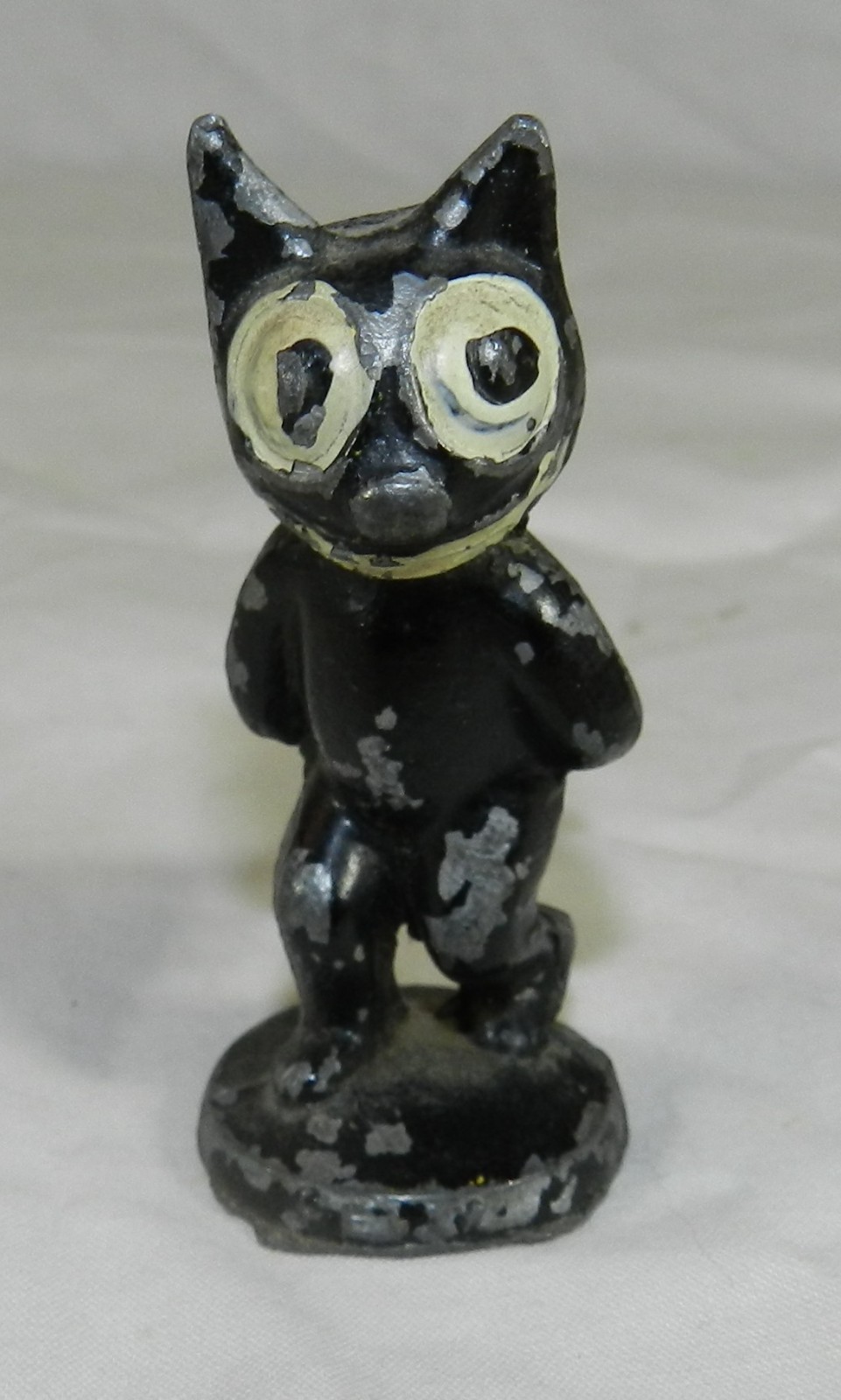 Antique Felix the Cat lead comics figure - copyright 1925 Sullivan - 2.25