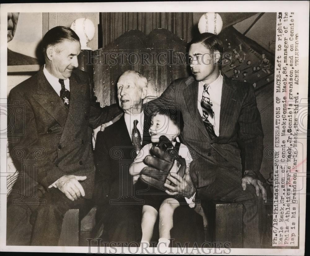 1949 Press Photo Athletics manager Connie Mack with son and two grandsons