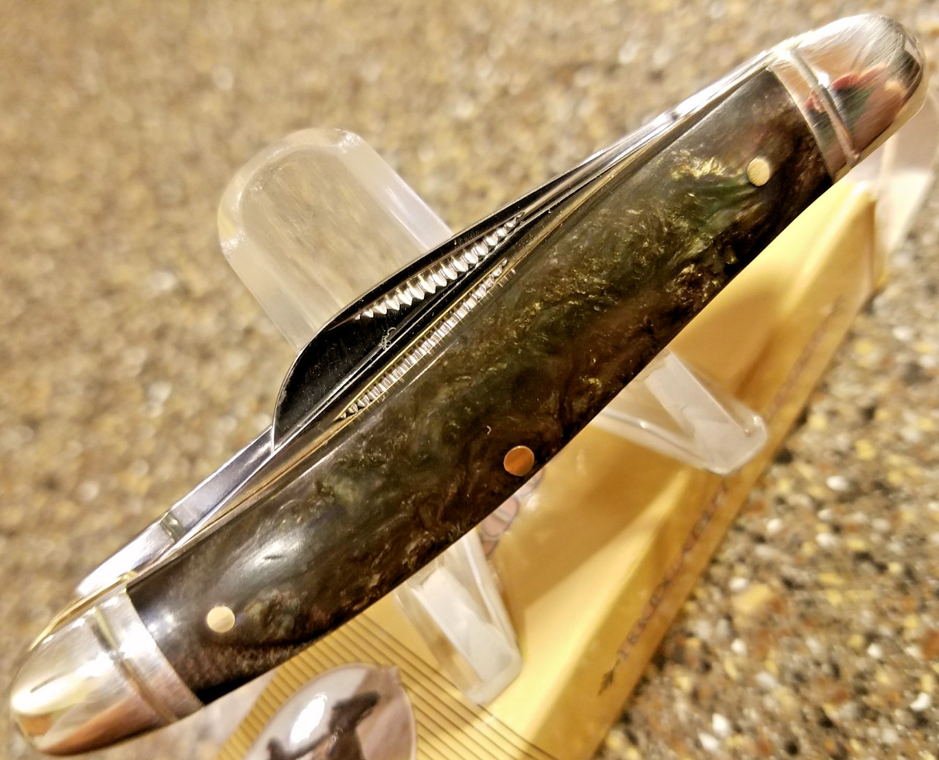 Rough Rider RR345, Stockman Dark Abalone, 3-1/2