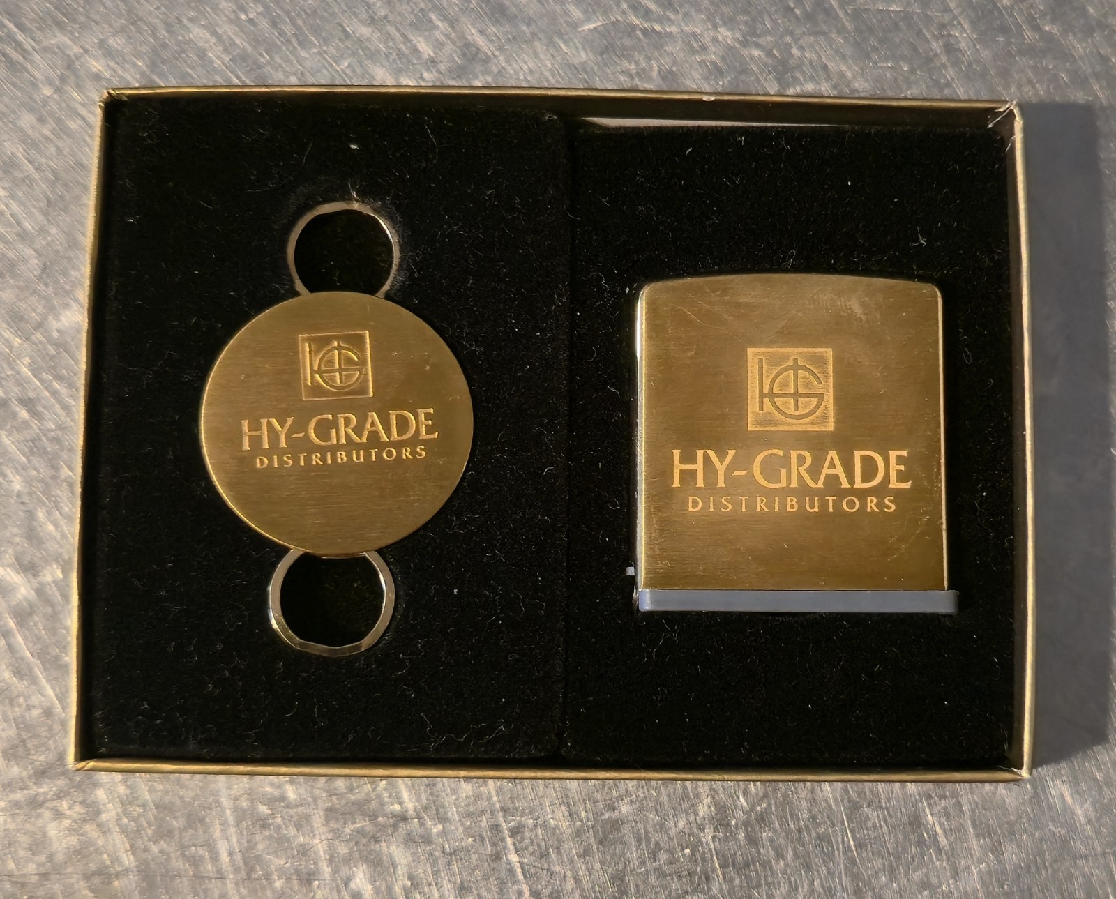 Vintage Hy-Grade Distributors.  Zippo Mini Tape Measure. See Pictures.