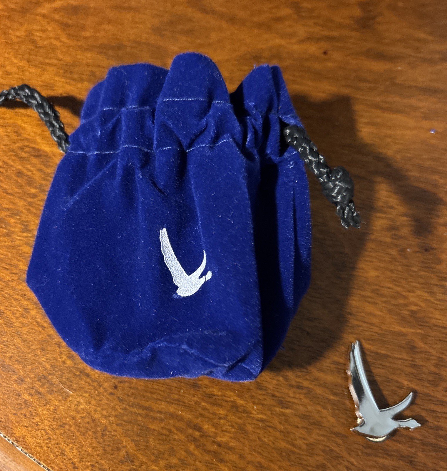 Grey Goose Vodka Lapel Pin Badge Large Goose Silver Tone Metal Magnetic Stud