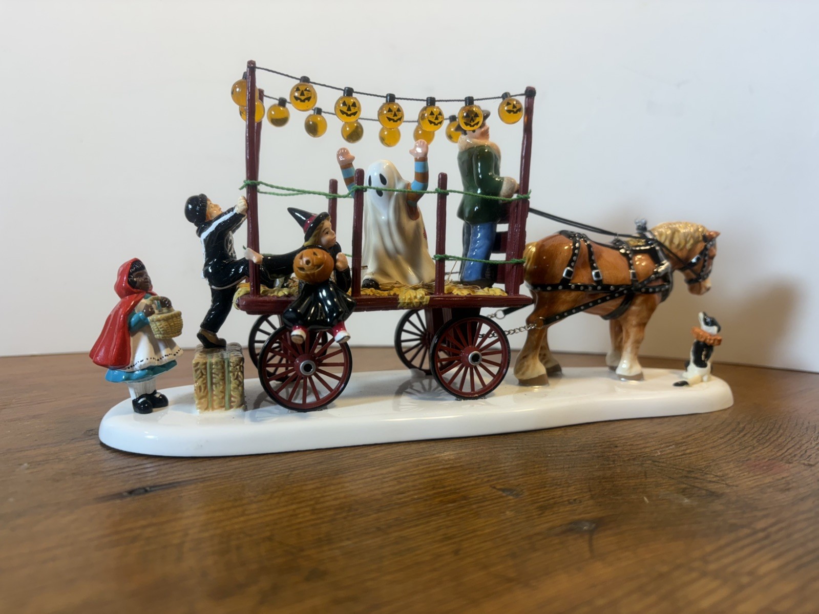 Dept 56 Snow Village Halloween  Halloween Hayride 56-55148