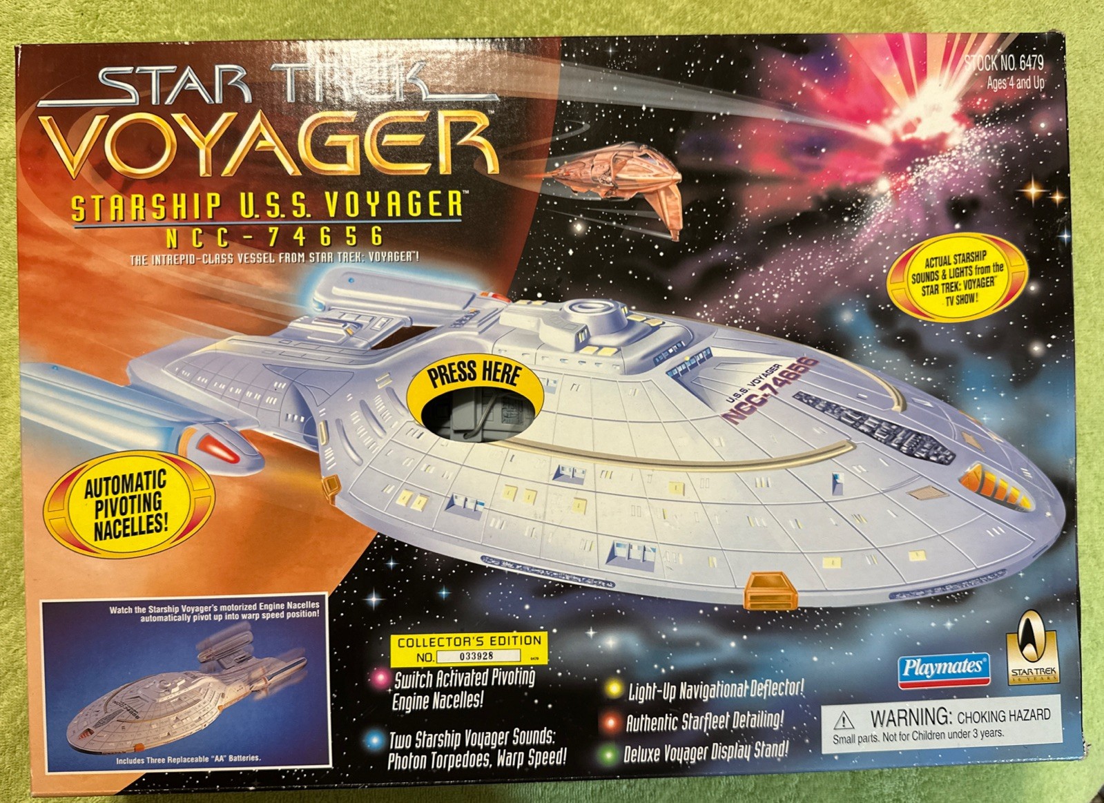 Vtg Star Trek Starship U.S.S. Voyager NCC-74656 Playmates 1995 6479