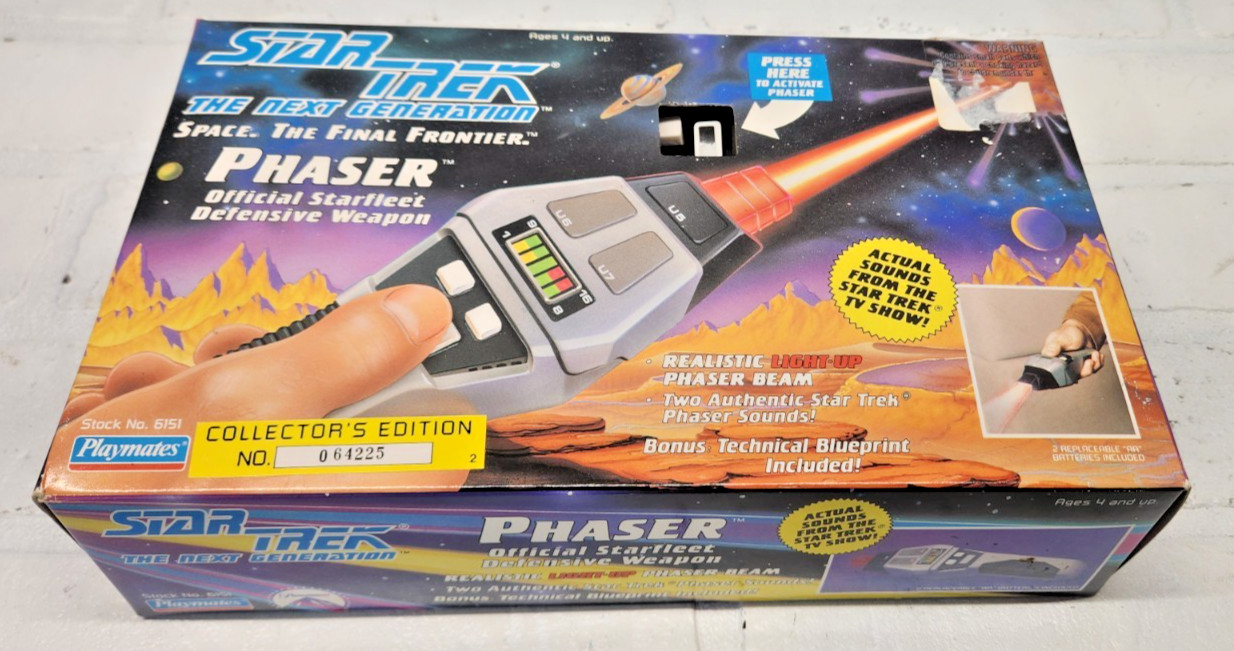 Vintage 1992 Playmates Star Trek TNG Phaser Collector Edition New Sealed