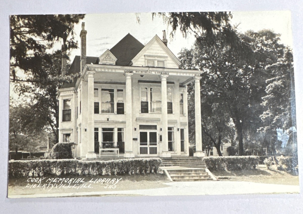 K68/ Libertyville Illinois RPPC Postcard c1945 Cook Memorial Library  324