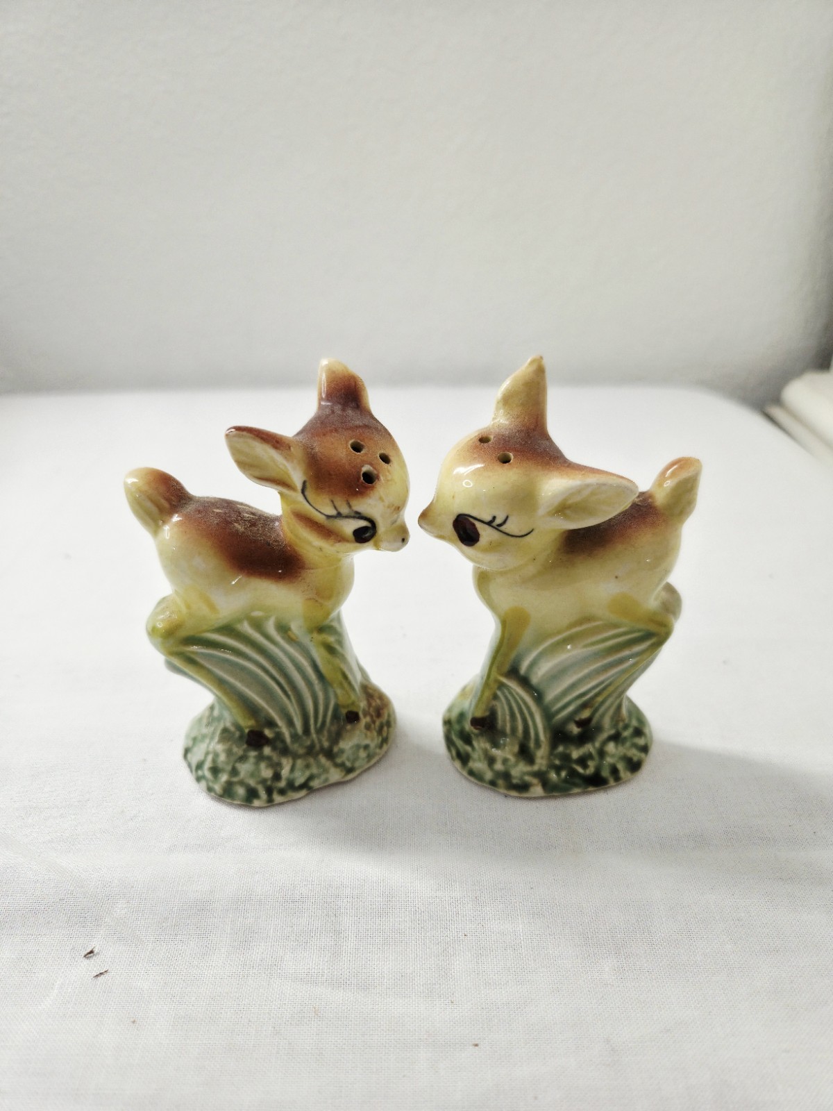 Vintage Anthropomorphic Adorable Deer Fawn Salt & Pepper Shakers Set Japan