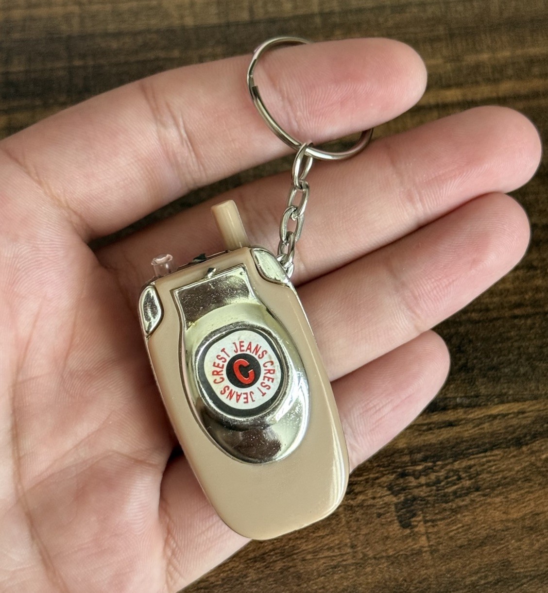 Vintage Y2K Crest Jeans Flip Phone Keychain 2000s Cell Phone Promo Advertising