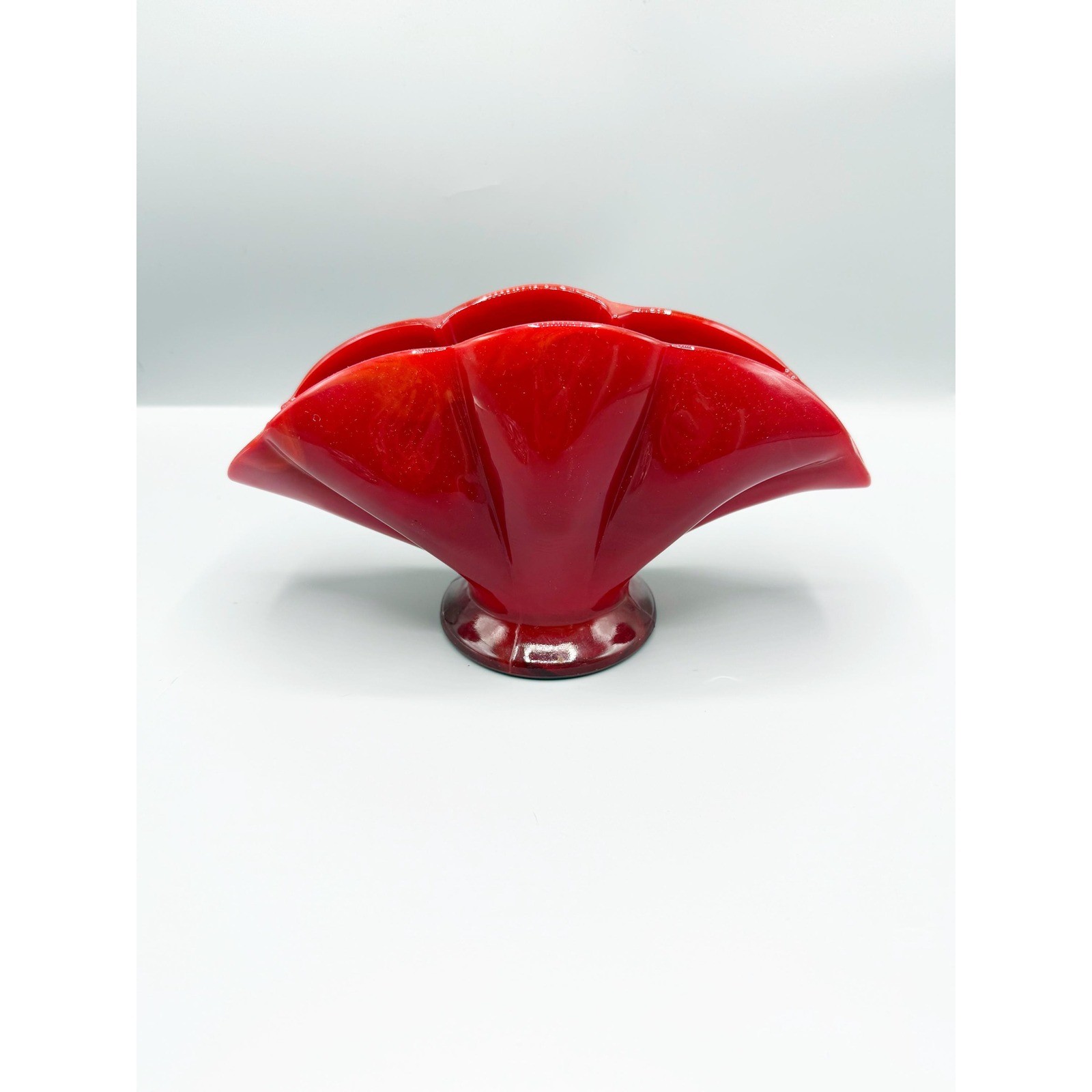 Fenton mandarin red scalloped fan vase 1920\'s-1930\'s rare htf slag glass glows