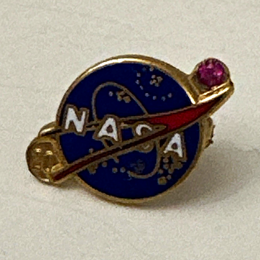 Vintage NASA 20 Year Service Pin Solid 10K Gold Ruby Enamel Meatball Lordship