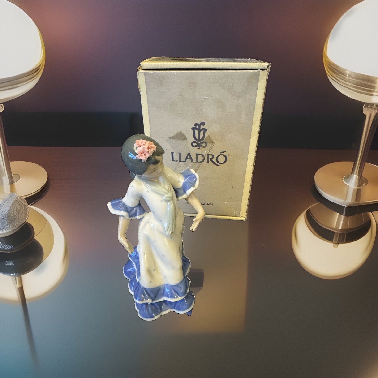 Lladro 1983 Porcelain Figurine JUANITA 5193-2 Bailaora Brazos Abajo RETIRED. Box