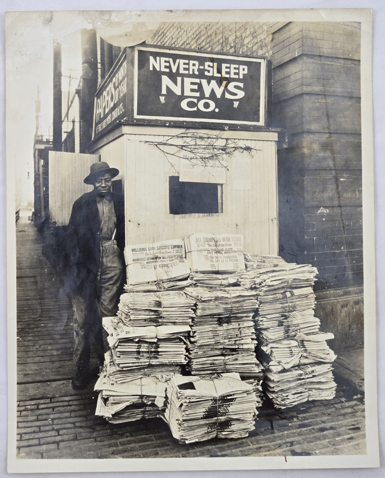 1930s Photo Never-Sleep News Co Seattle Black-Owned Business History Newspaper