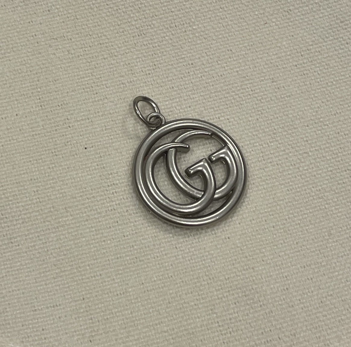 1pc of Gucci Zipper Pull Charm Antique Silver Tone Metal 22mm