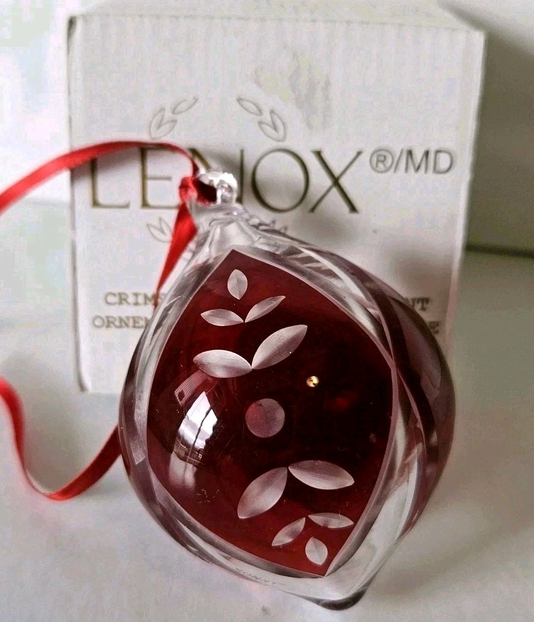 Lenox Cut Crystal  Ornament Round Red Clear In Box Crimson Splendor 