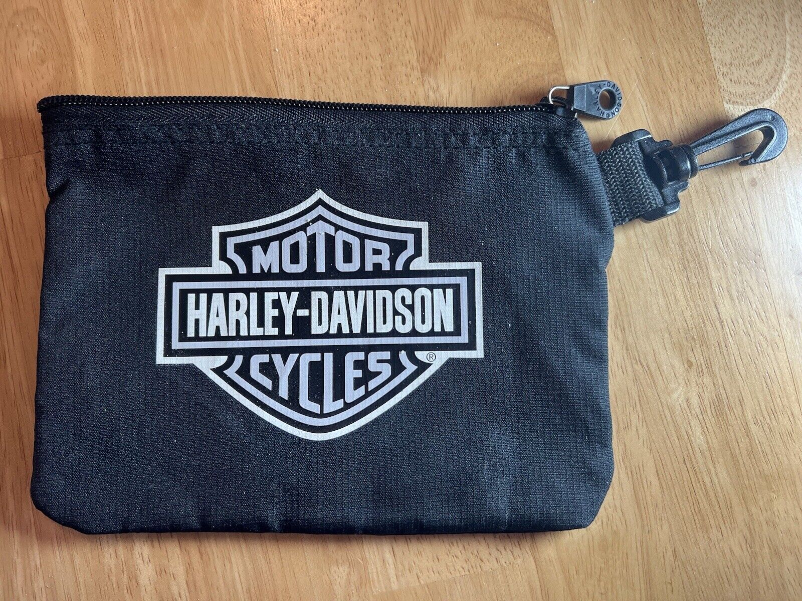 HARLEY-DAVIDSON MOTORCYCLE CANVAS ZIPPERED POUCH WITH ZIPPER & CLIP (8x6 Inches)
