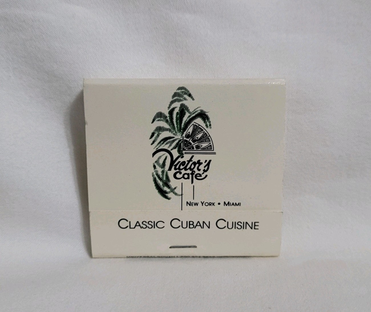 Vintage Victor\'s Cuban Cafe Restaurant Matchbook New York Miami Advertising Full