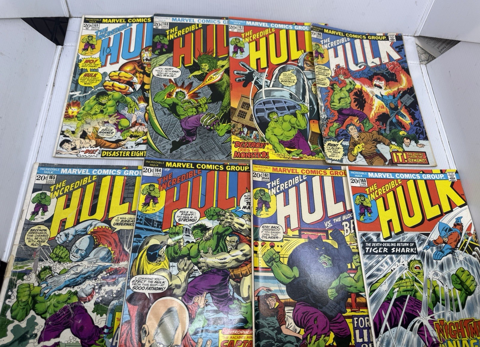 8 vintage Marvel the Incredible Hulk comics 160-169 read description
