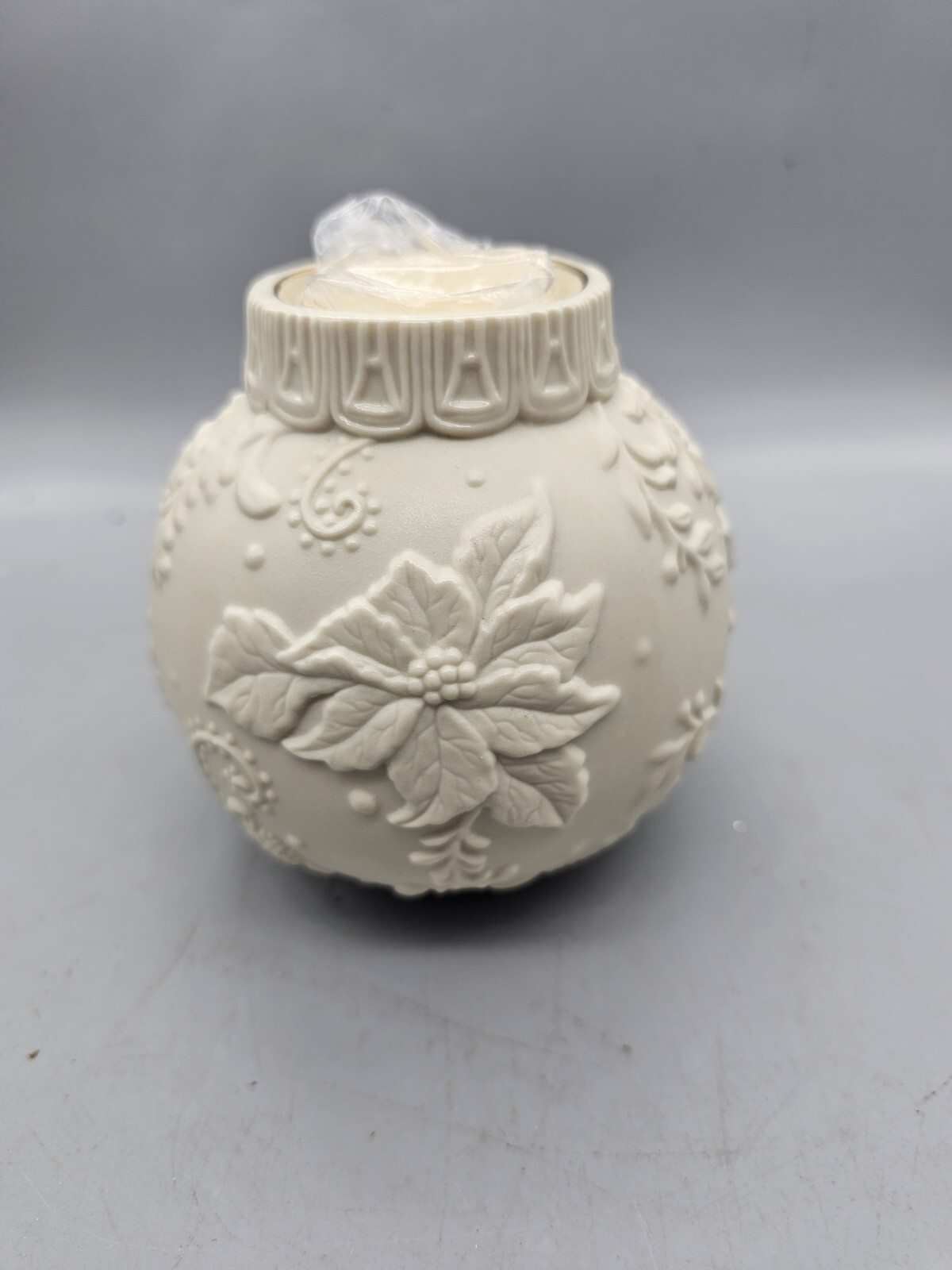 Lenox Ornamental Glow Poinsettia Candle Tea Light  Porcelain Bisque Christmas