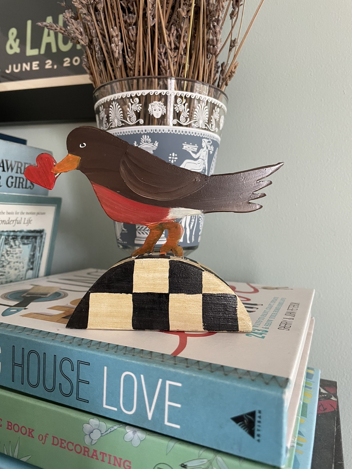 Nancy Thomas Vintage 1996 Folk Art Robin with Heart Statue Signed
